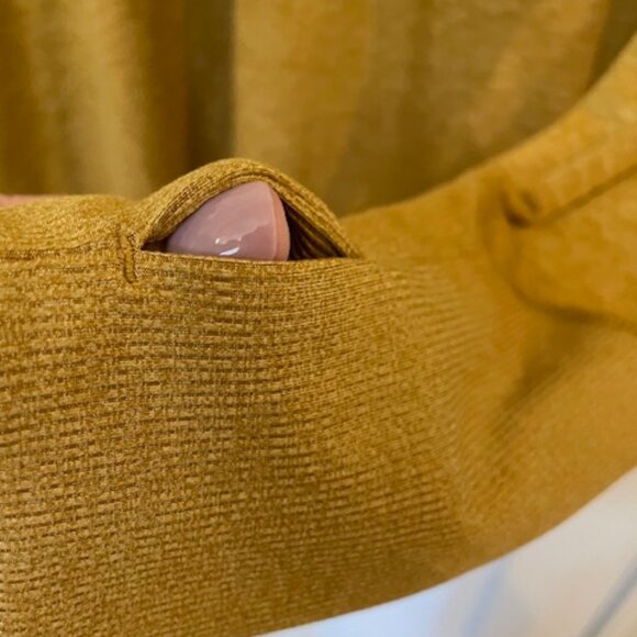 Nike Dri-fit long-sleeved shirt; sz. large, VERY good condition (gold/mustrard) - Picture 4 of 4